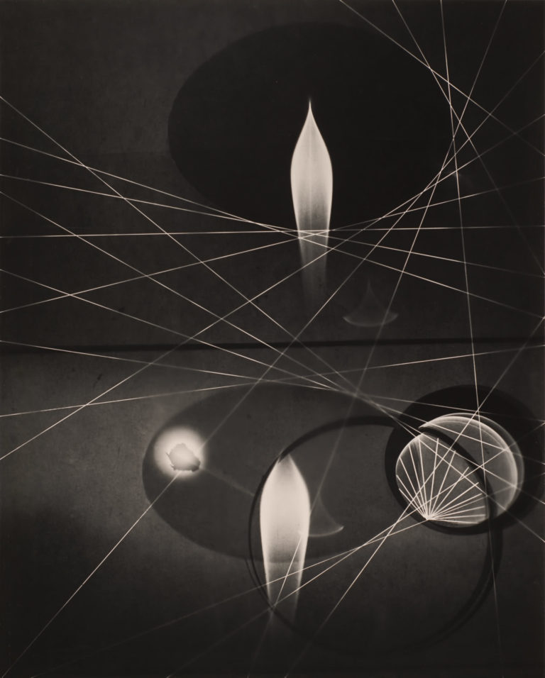 1939/1940
Vintage gelatin silver print from photogram paper negative